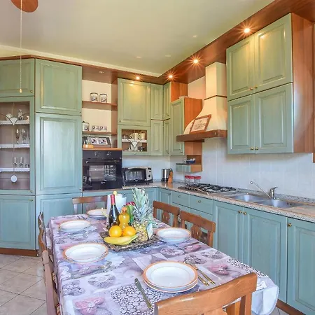 شقة Amazing In With Kitchen *