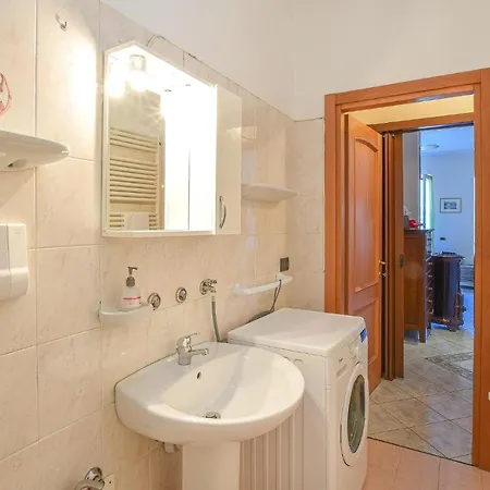 Amazing In With Kitchen *
